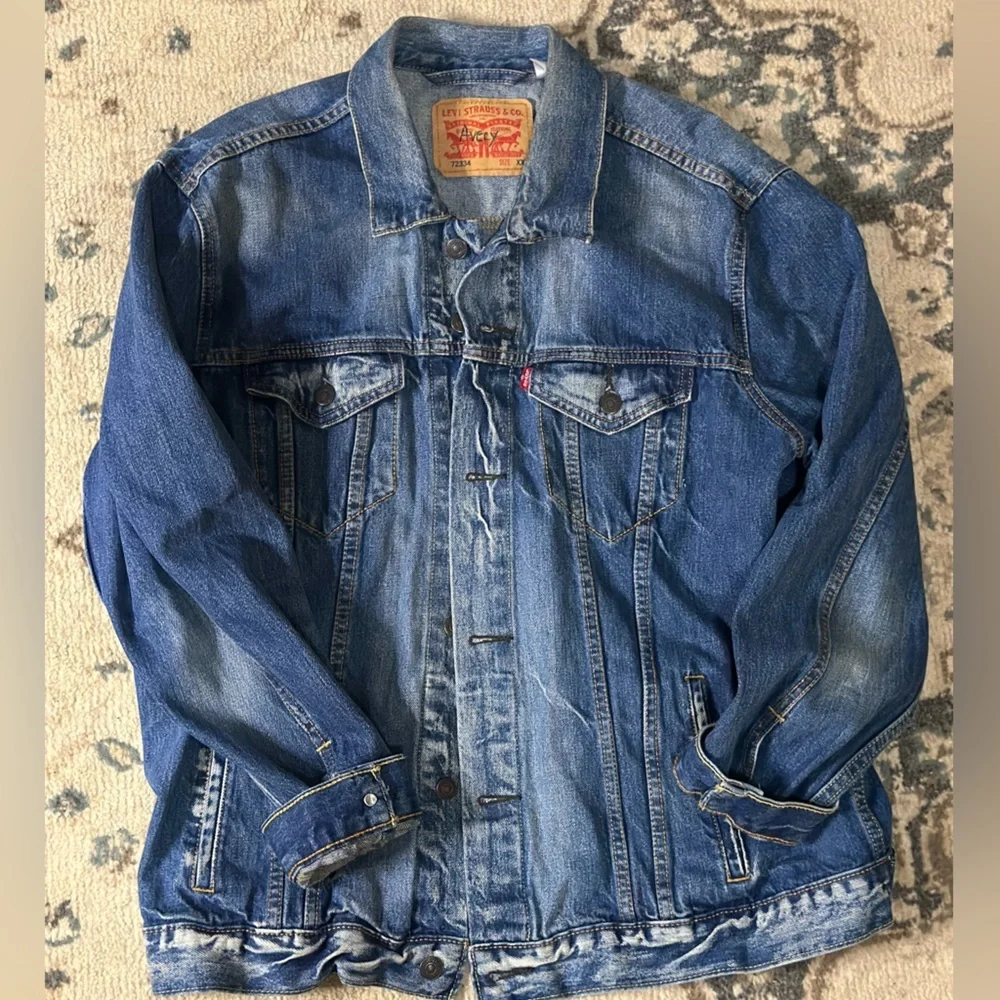 Levi's Blue Denim Jacket - Picture 1 of 3
